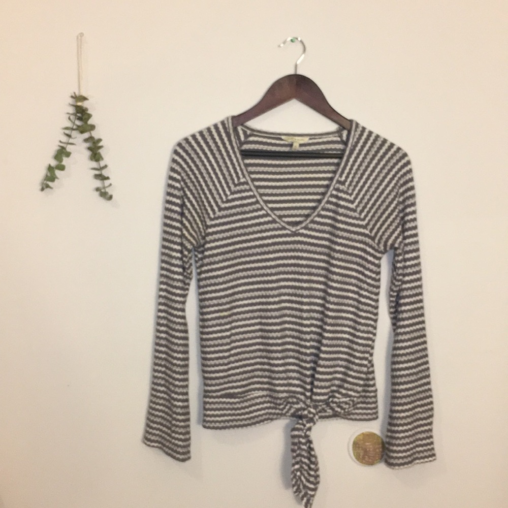 Lucky Brand Bell-Sleeve Tie-Front Sweater Top